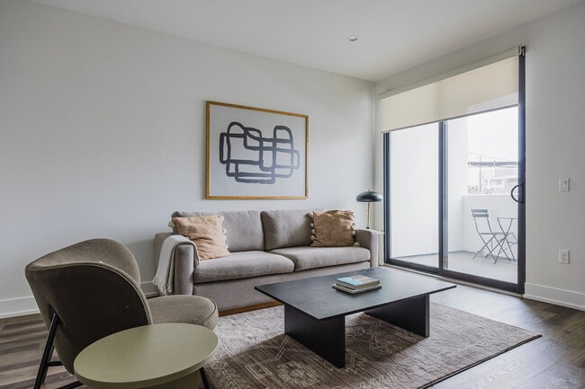 129 S Kings Rd, Unit SI ID11690A