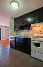 755 St Charles Ave NE-Unit -04 in Atlanta, GA - Building Photo - Building Photo