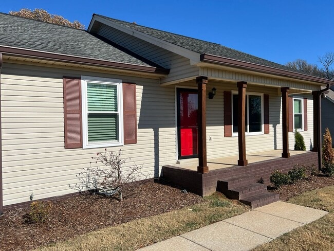 property at 204 Homewood Dr