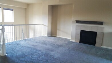 2490 Eastshore Pl in Reno, NV - Building Photo - Building Photo