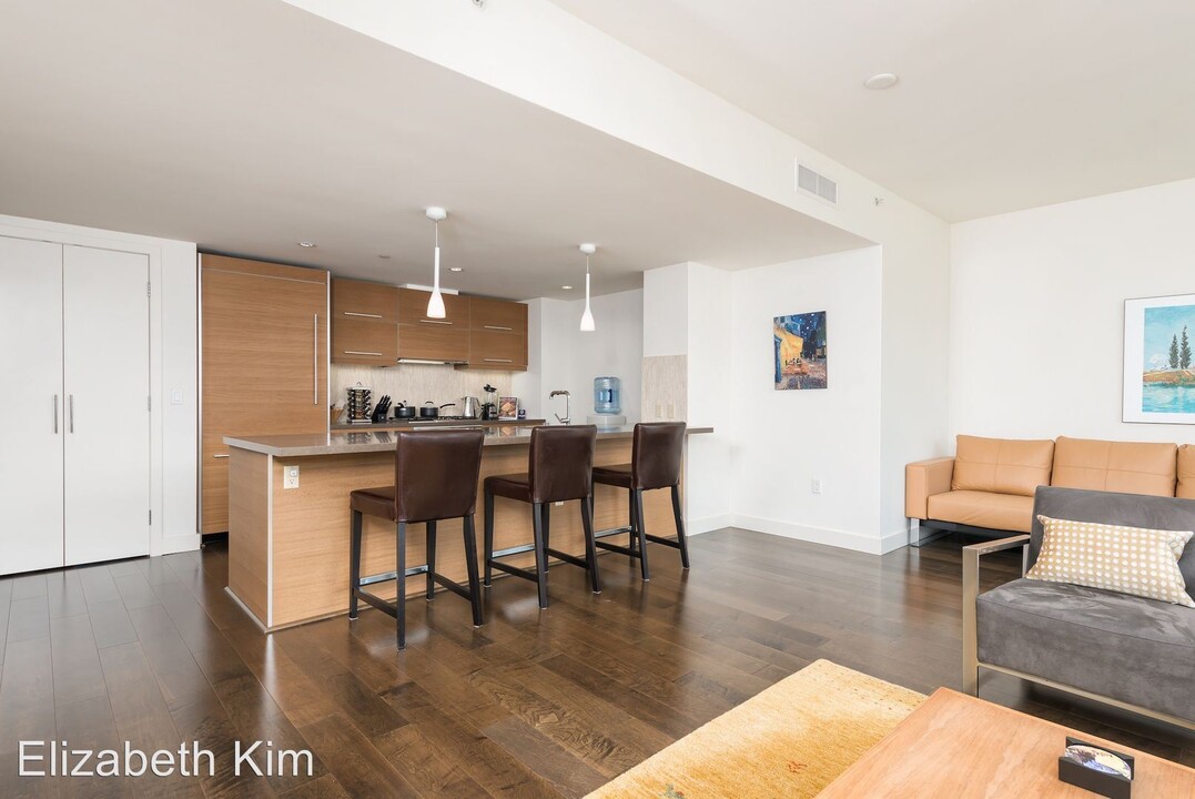 480 Mission Bay Boulevard North in San Francisco, CA - Building Photo