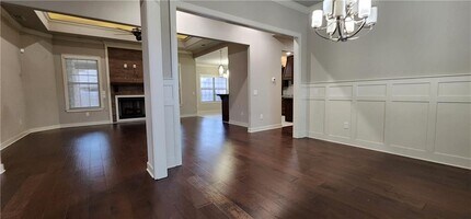 3200 SW Hazelnut Ave in Bentonville, AR - Foto de edificio - Building Photo