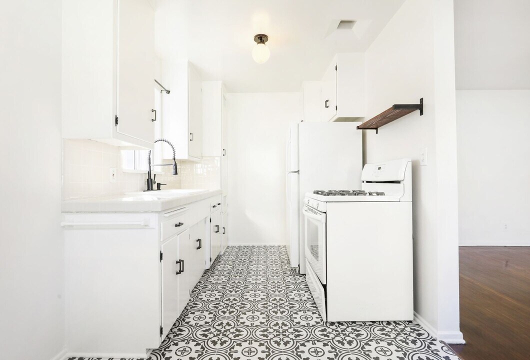 510 Ruberta Ave in Glendale, CA - Building Photo