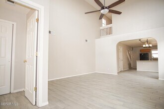 3272 Garden Point Dr in El Paso, TX - Building Photo - Building Photo