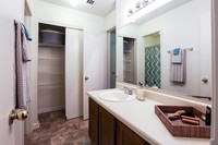 Riverwind Apartment Homes photo'