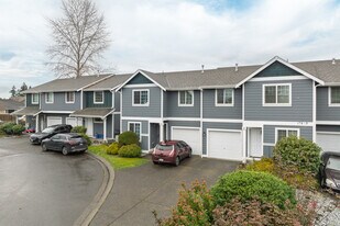 17602 26th Ave E in Spanaway, WA - Building Photo