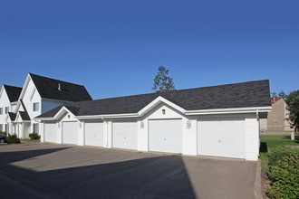 Kestrel Pines in Bemidji, MN - Building Photo - Building Photo