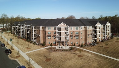 Rodden Square Apartments in Charlotte, NC - Building Photo - Building Photo