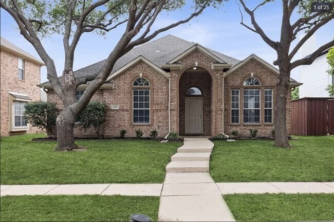 property at 3104 Hoffman Dr