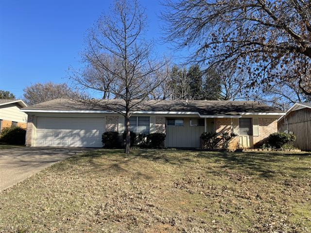 1905 Cheryl Ln in Arlington, TX - Building Photo