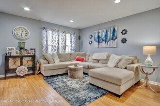 590 Beachway Ave in Keansburg, NJ - Building Photo - Building Photo