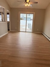 549 Blue Point Rd in Farmingville, NY - Building Photo - Building Photo