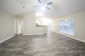 5755 Kuykendall Dr in Southaven, MS - Foto de edificio - Building Photo