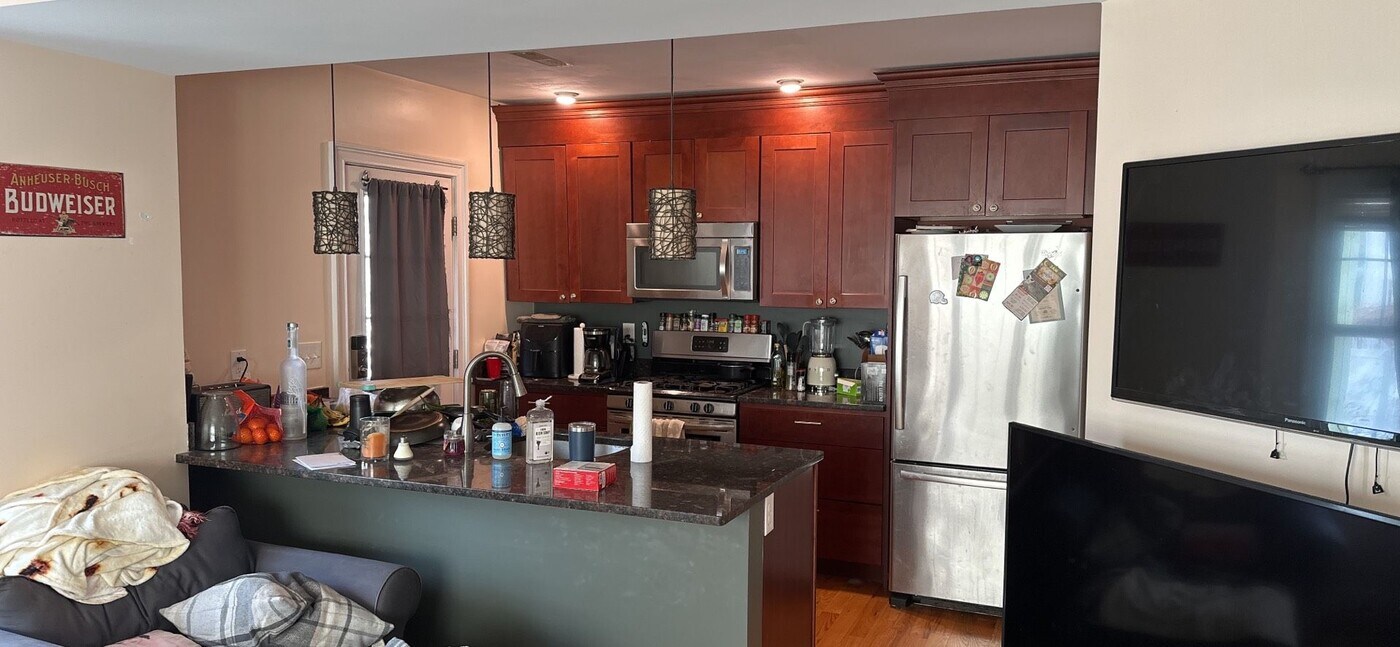 64 Litchfield St, Unit 1 in Boston, MA - Building Photo