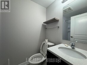 429-429 Kent St in Ottawa, ON - Building Photo - Building Photo