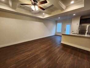 338 Untermaier St in New Braunfels, TX - Building Photo - Building Photo