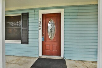 1308 Story St in Houston, TX - Building Photo - Building Photo