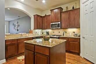 2204 Marilla St in Dallas, TX - Building Photo - Building Photo