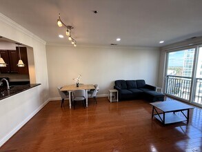 38 Maryland Ave, Unit Penthouse 608 in Rockville, MD - Building Photo - Building Photo