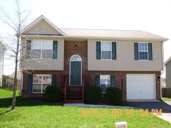 property at 320 Sequoia Cir NW