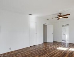 10091 Broken Woods Ct in North Fort Myers, FL - Foto de edificio - Building Photo