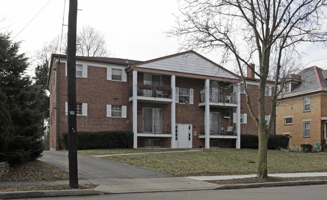 Arnsby Apartments in Cincinnati, OH - Building Photo - Building Photo