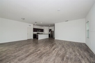 1009 Hidden Dr in Lakeland, FL - Building Photo - Building Photo