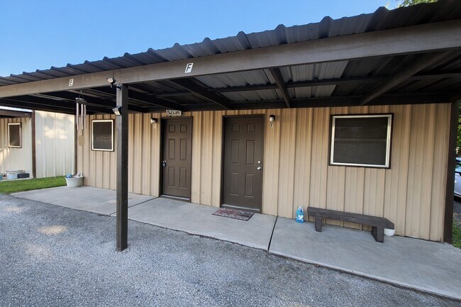 6107 Williams Rd in Crosby, TX - Building Photo - Building Photo