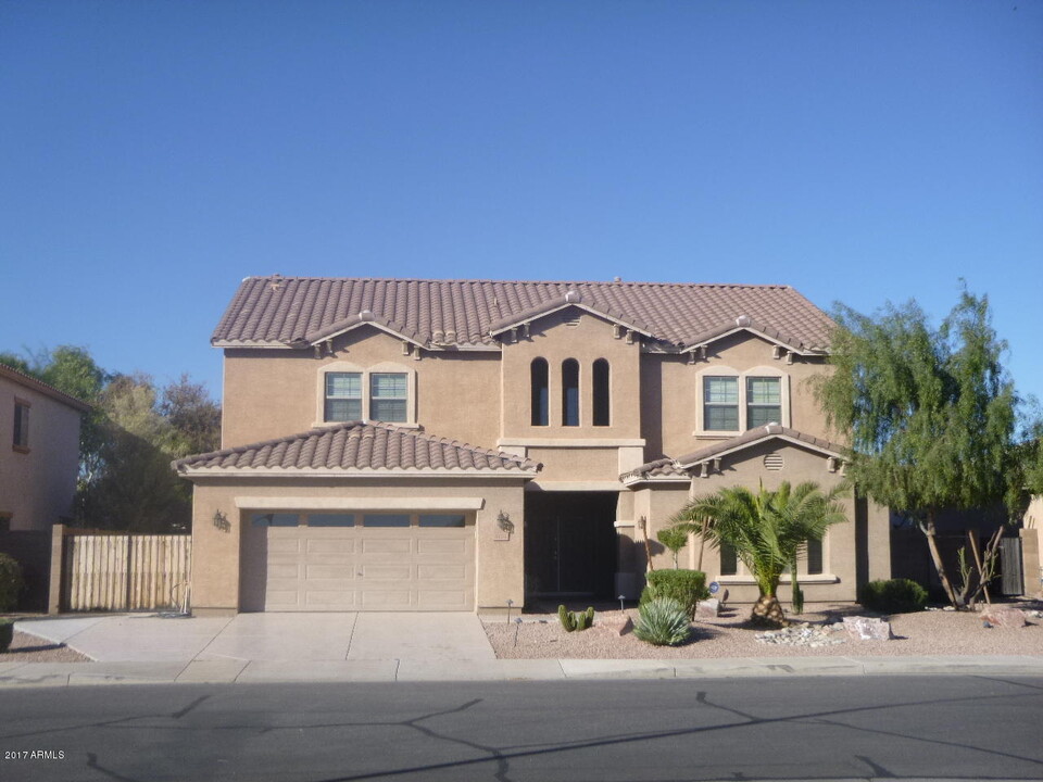 4176 E County Down Dr in Chandler, AZ - Building Photo