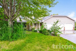 4845 Orleans Ln N in Plymouth, MN - Building Photo