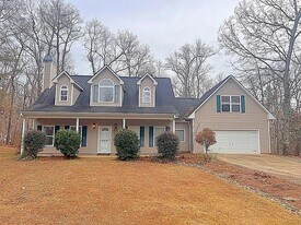 206 Beauclair Dr in Simpsonville, SC - Building Photo