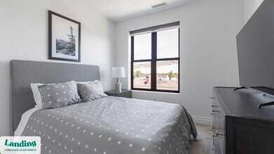 12312 Mayfield Rd in Cleveland, OH - Foto de edificio - Building Photo