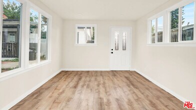 705 S Adams St in Glendale, CA - Building Photo - Building Photo