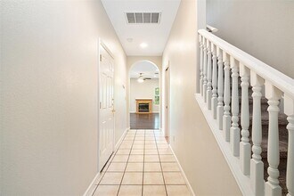 1005 Canyon Edge Dr in Austin, TX - Building Photo - Building Photo