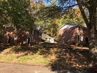 Building Photo - Oakcrest Apartments in Clemson, South Carolina