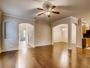 12619 Quarter J in San Antonio, TX - Building Photo - Building Photo