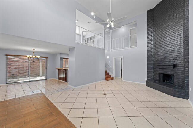 11111 Midhurst Dr in Houston, TX - Building Photo - Building Photo