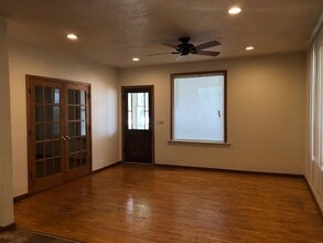 1204 S Jefferson St in Appleton, WI - Building Photo - Building Photo