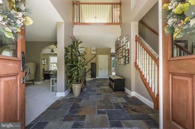 property at 29 S Elmwood Rd