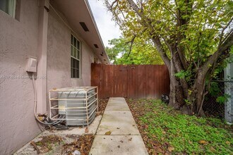 163 NE 76th St in Miami, FL - Building Photo - Building Photo