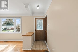 20 Cadillac Dr in Guelph, ON - Building Photo - Building Photo