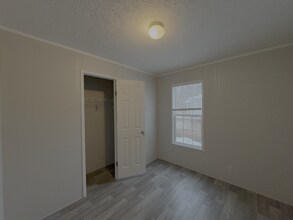 237 Laurel Leah in Oxford, MI - Building Photo - Building Photo