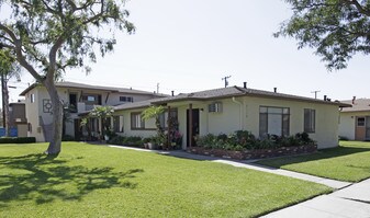 2116 W Juno Ave in Anaheim, CA - Building Photo