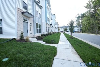 15337 Sunray Wy in Chesterfield, VA - Building Photo - Building Photo