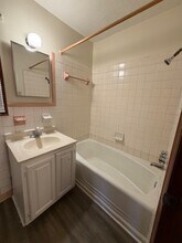 239 W Stadium Dr, Unit A in Eden, NC - Building Photo - Building Photo