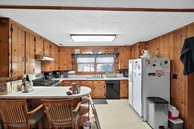 3525 E Ridge Rd in Salisbury, NC - Building Photo - Building Photo