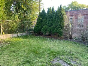 114 Thorndike St, Unit 2 in Cambridge, MA - Building Photo - Building Photo