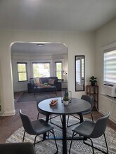 2111 6th Ave in Los Angeles, CA - Foto de edificio - Building Photo