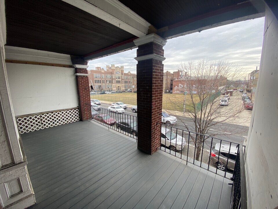 4823 Walnut St, Unit 02 in Philadelphia, PA - Building Photo