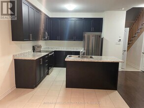 519 Brooks St. in Shelburne, ON - Building Photo - Building Photo